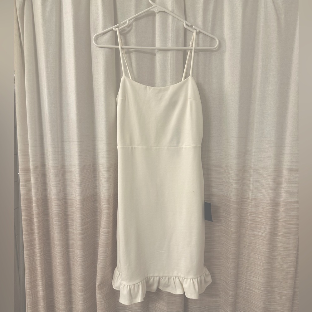 White Mini Dress - NWT - Lulu’s size medium